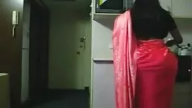 ماریا اوساشا عاشق مع ...